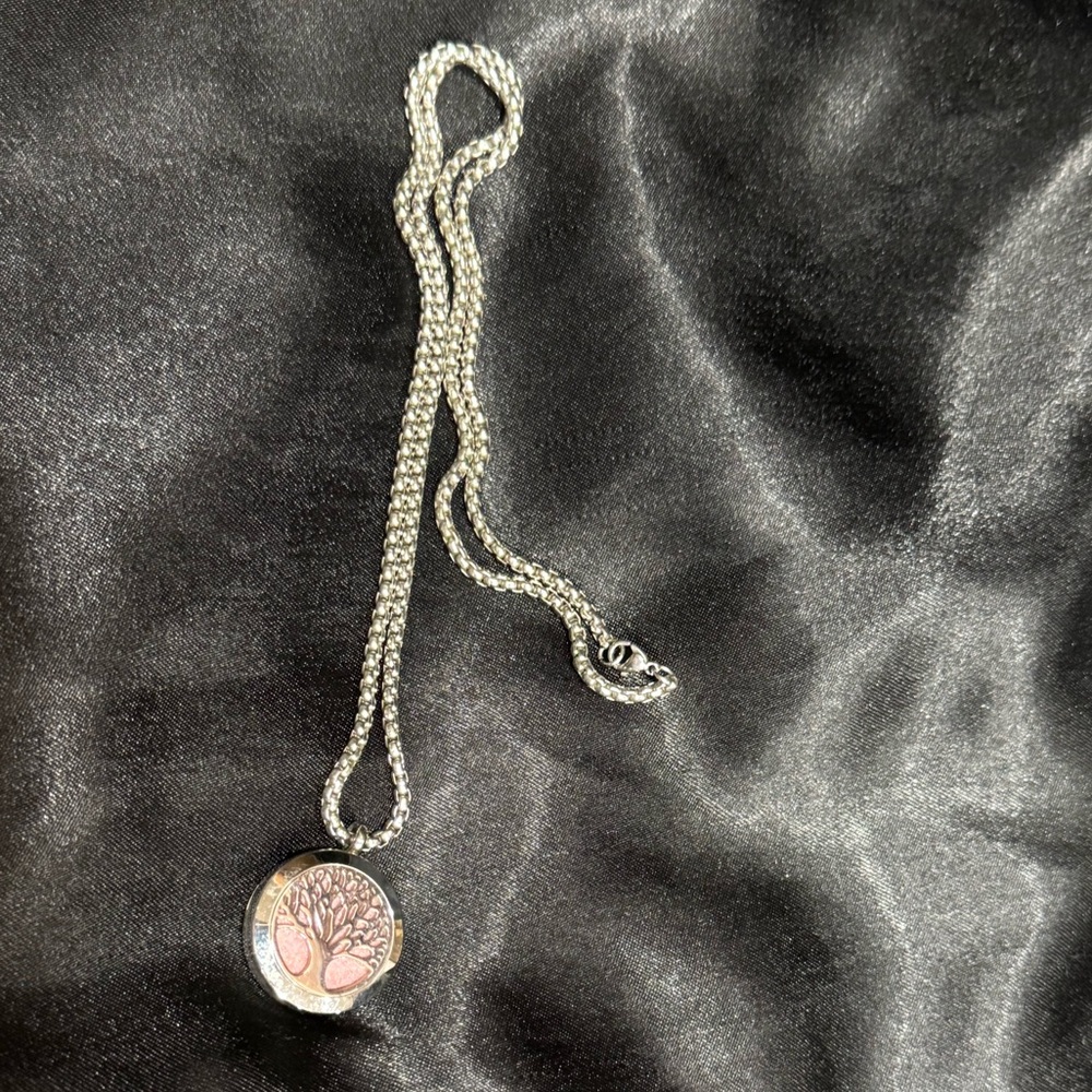 Essential Oil Diffuser Necklace Locket Silver with Tree Design Aromatherapy